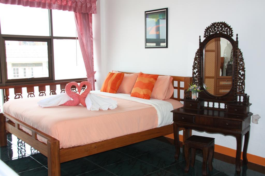 Coffeeandbeer Hostel Патая Стая снимка